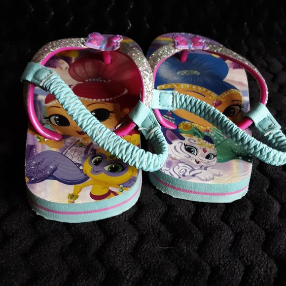 Shimmer and Shine Toddler Girls Beach Flip Flop - Picture 5 of 6